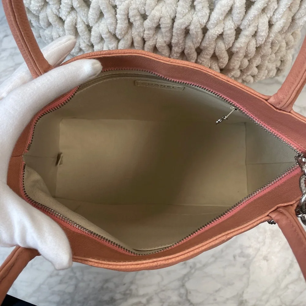 CHANEL tote crafted